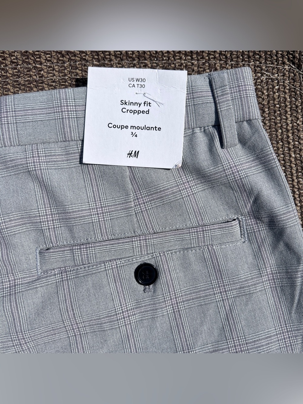 H&M Gray Glen Plaid Skinny 3/4 Fit Dress Pants - Picture 5 of 6